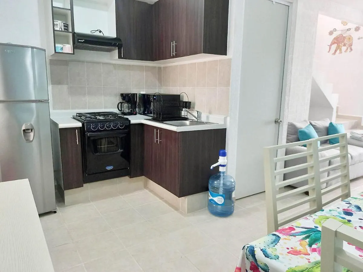 Preciosa Casa, Vacaciones, Descanso O Trabajo Cancún Prázdninový dům